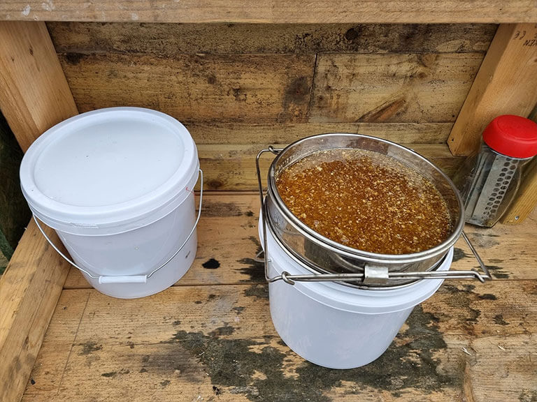 Honey From The Hill | Ramsbottom | Apiary | Honey & Beeswax Products Honey From The Hill | Ramsbottom | Apiary | Honey & Beeswax Products